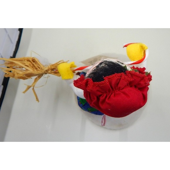 Annalee Dolls Sweeping Snowflakes Holiday Girl With Tags 1998 - Picture 6 of 10